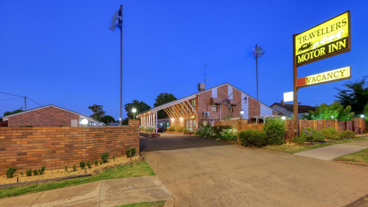 All Travellers Motor Inn Coonabarabran Bagian luar foto